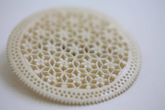 Stunning ivory colored vintage Celluloid Flower Pin Brooch