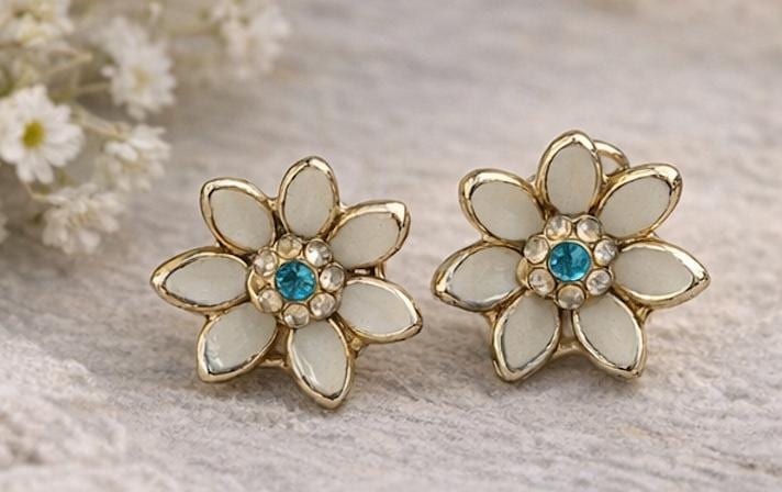 Vintage 1950s Flower Earrings – Cream Enamel & Aqua Rhinestone – Gold Tone Screw Back – Retro Spring Floral Jewelry