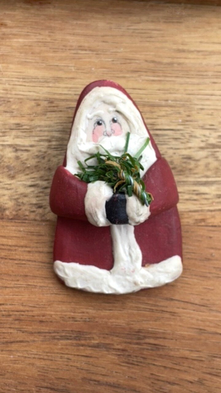 Vintage Santa Claus Christmas pin - handmade out of clay/paint - artist signed
