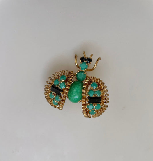 Stunning vintage bee pin with wired wings - unsigned