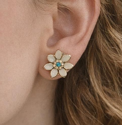 Vintage 1950s Flower Earrings – Cream Enamel & Aqua Rhinestone – Gold Tone Screw Back – Retro Spring Floral Jewelry