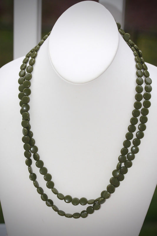 Long vintage green necklace