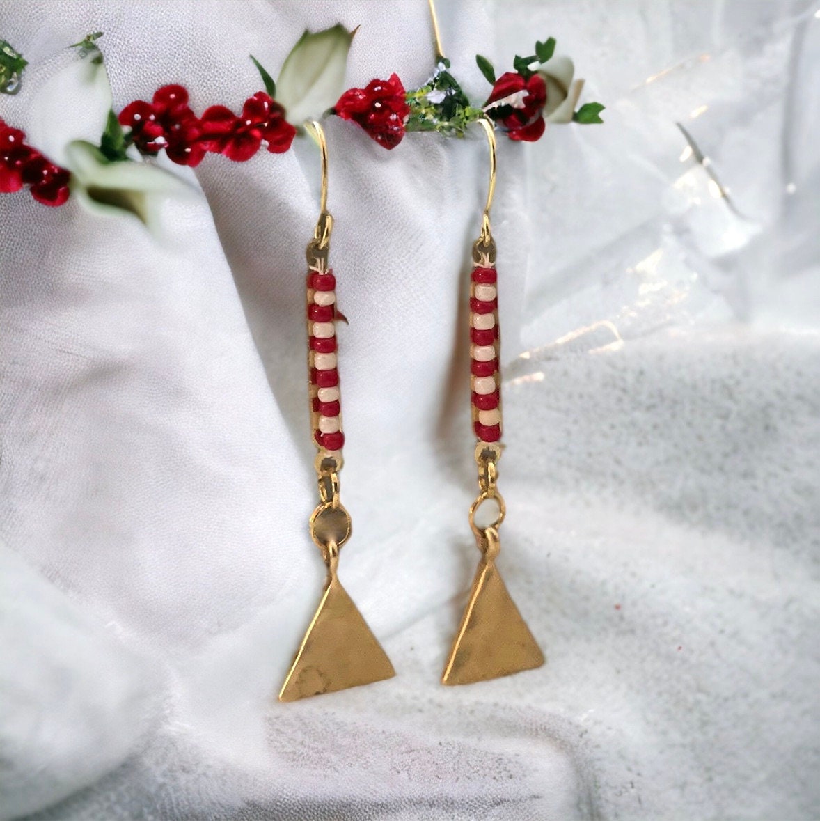 Charming little Christmas dangle earrings - red and white seed beads with hammered goldtone abstract Christmas tree