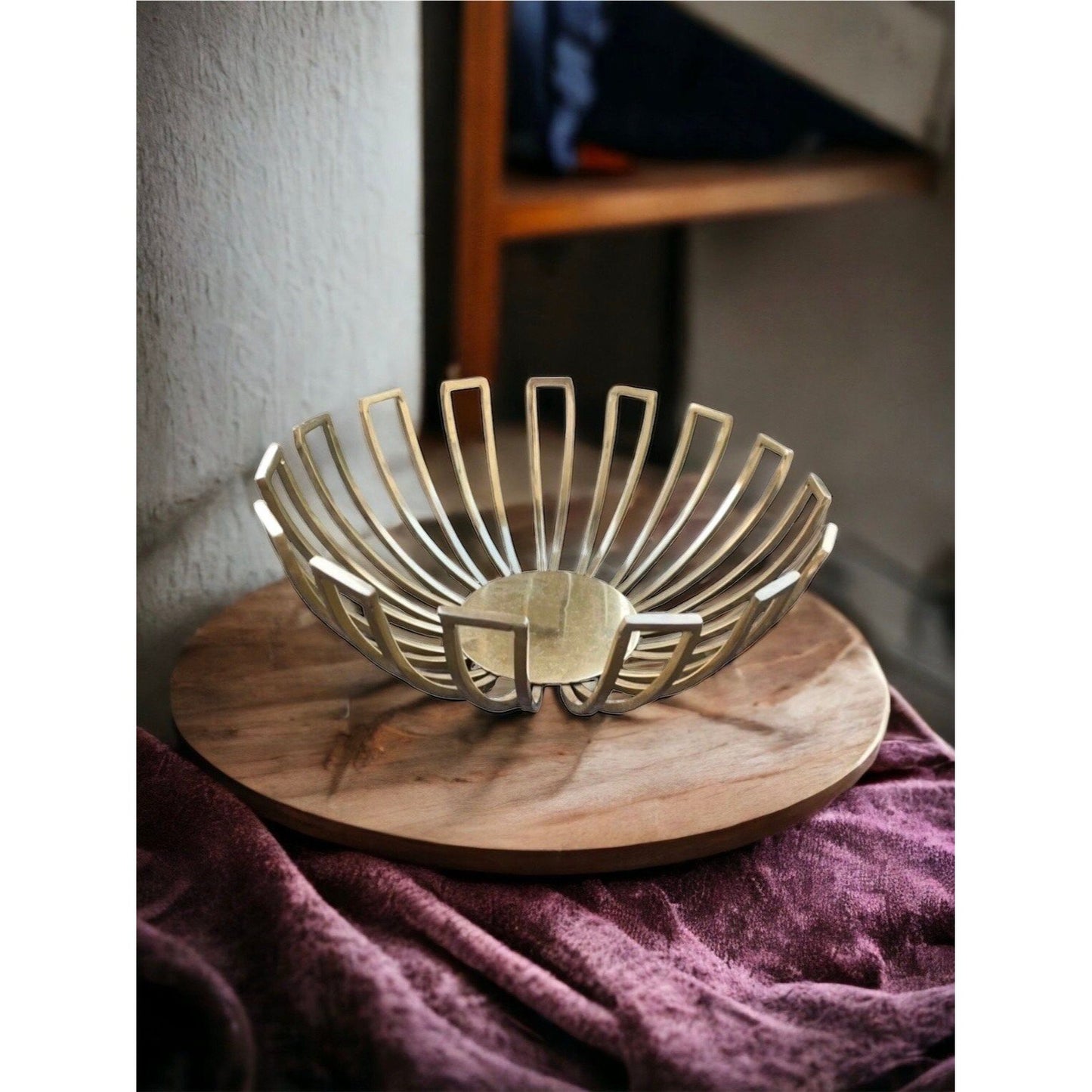 Stunning mid century modern style bowl - goldtone - starburst design - For decoration only (NOT for food use)