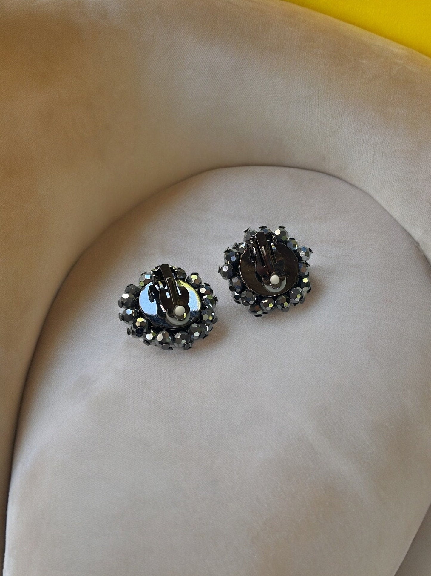 Stunning black crystal vintage clip on earrings