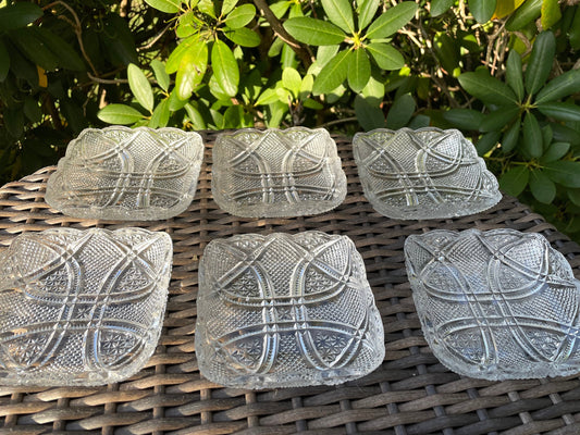 Stunning vintage deep etched crystal glass catch all dish