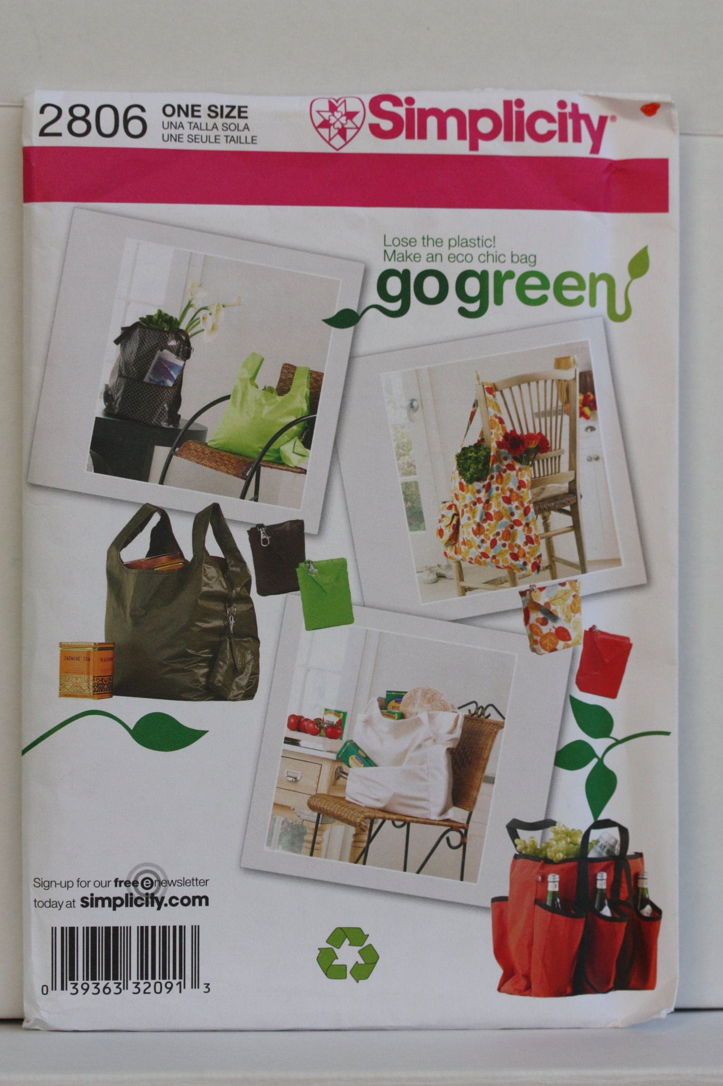 UNCUT Sewing Pattern - Simplicity Craft Shopping & Garden Bag sewing pattern #2806