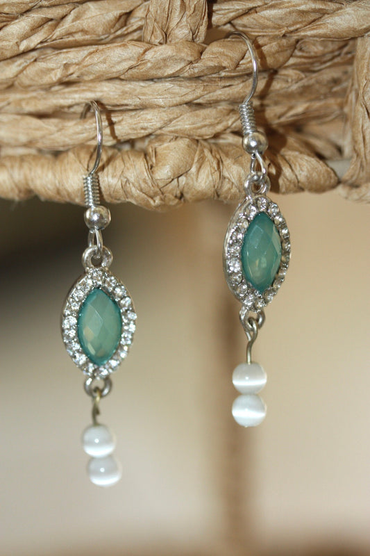 Vintage rhinestone and turquoise lightweight dangle earrings