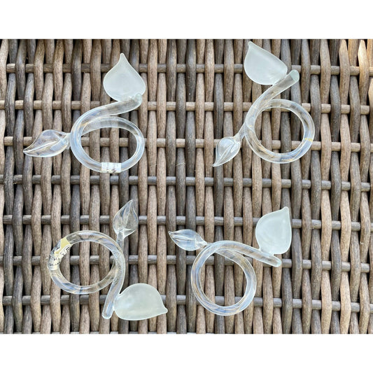Set of 4 stunning vintage handcrafted crystal glass lilly vintage napkin rings - by Langsam Billig Creations
