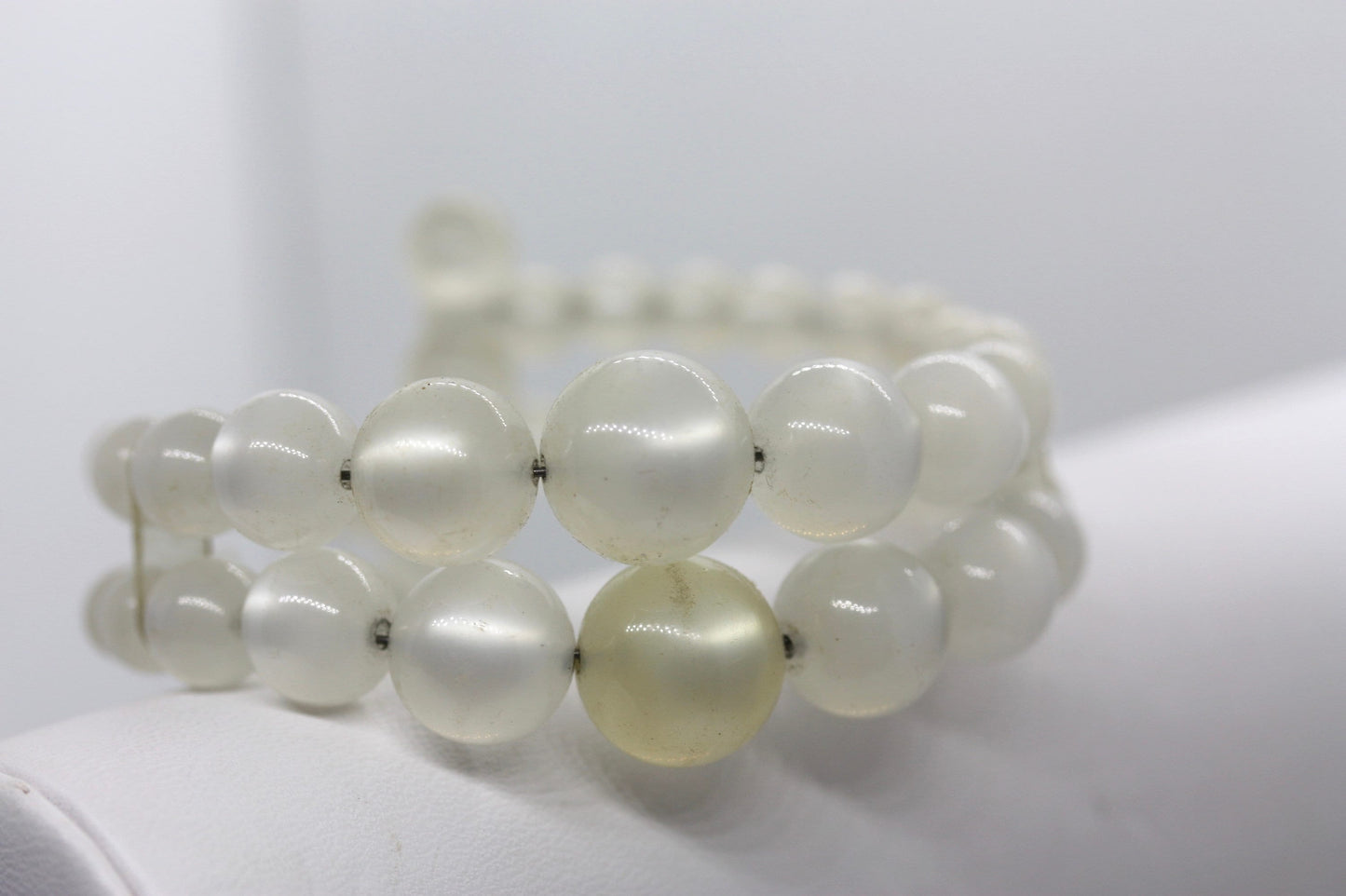 Vintage 1950s White Moonglow Lucite Memory Wire Cuff Bracelet | Mid Century Modern MCM Small to Medium Bangle