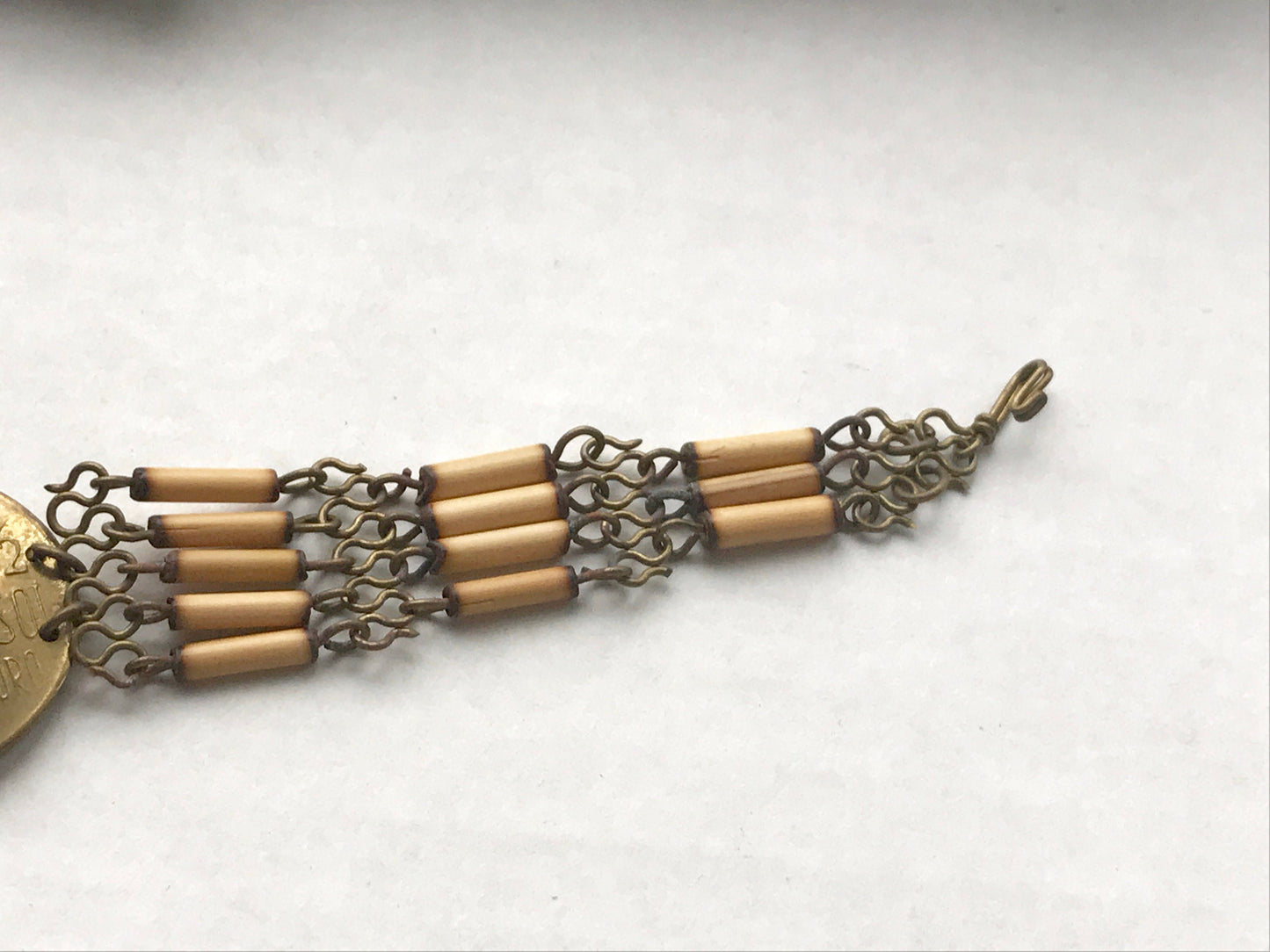 Very unique vintage genuine deoro pareia coin & wood bracelet - Peru