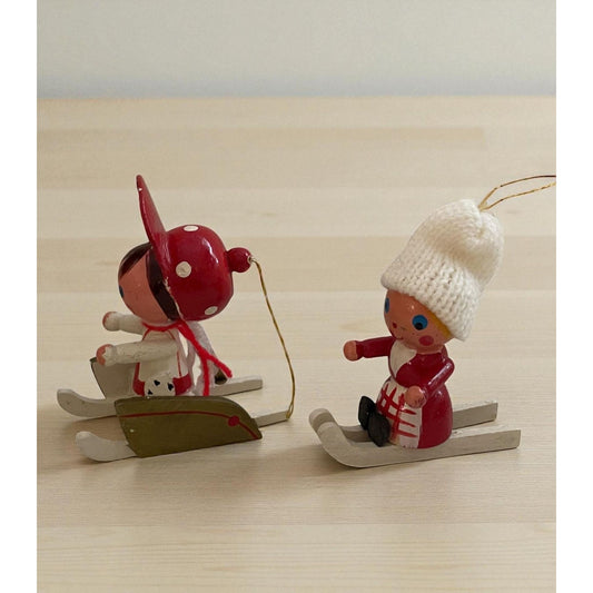 Vintage Wooden Ski Ornaments – Hand Painted Boy & Girl Skiers – Retro Winter Christmas Decor