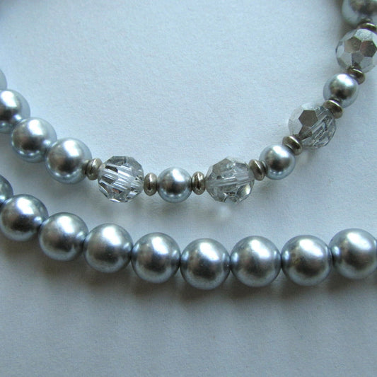 Silver pearl and crystal stunning vintage necklace