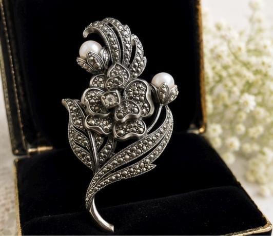 Vintage Floral Brooch KJL For Avon Silver Tone Faux Pearl Rhinestone Pin