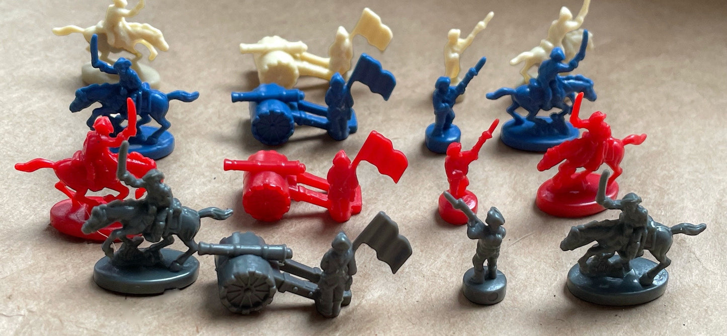 Tiny little plastic army figurines - great for crafts - approx. 1" each