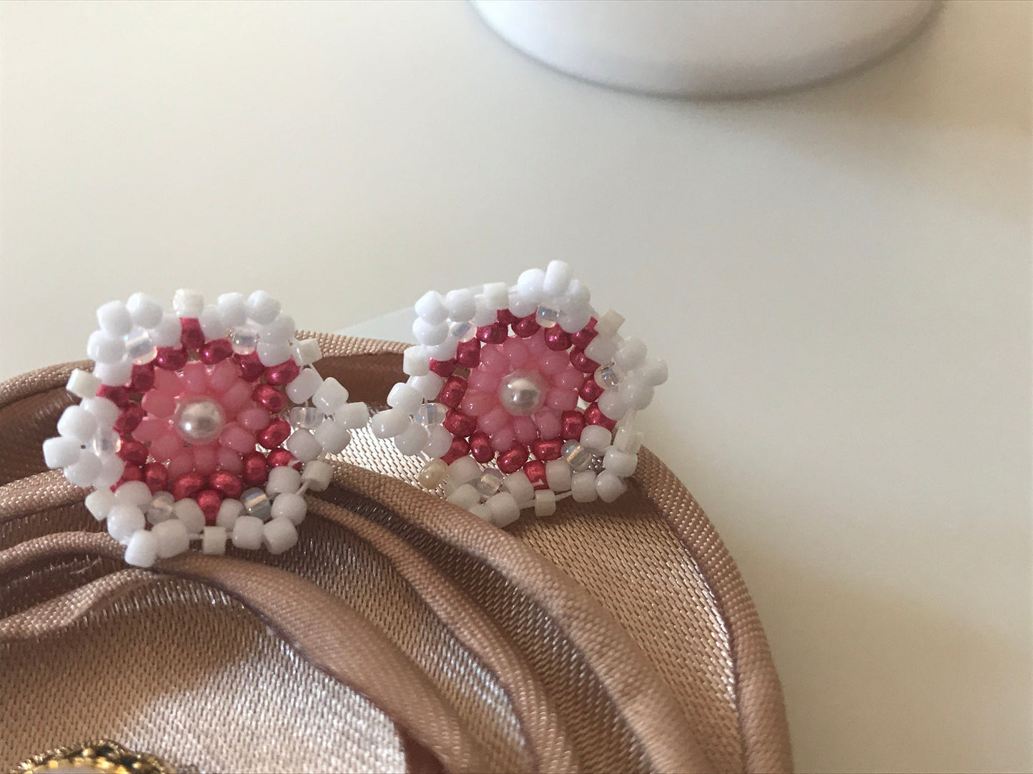 Small little hand beaded beadwork stud earrings - pink and white flowers