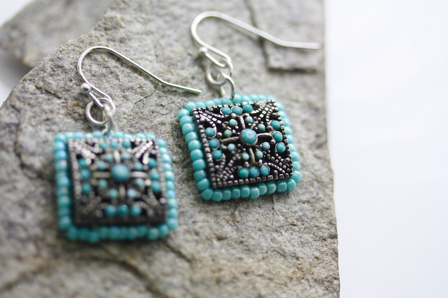 Small dangle handmade beadwork earrings - featuring vintage elements & high quality Czech glass seed beads