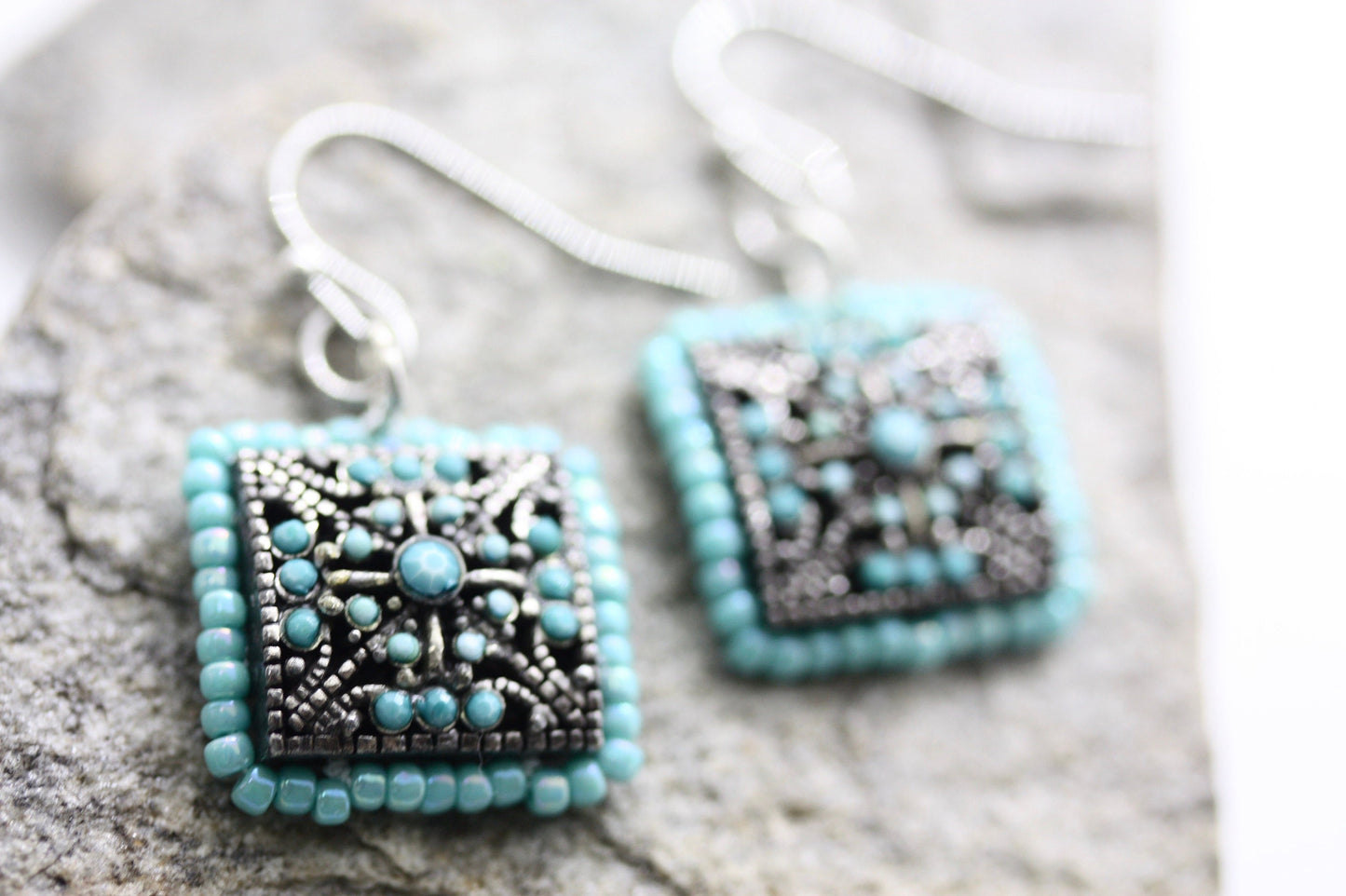 Small dangle handmade beadwork earrings - featuring vintage elements & high quality Czech glass seed beads
