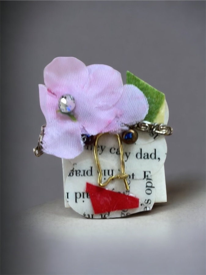 Meet "Daddy-O" - Assemblage art / mixed media collage - magnet, pin, necklace pendant or hair pin