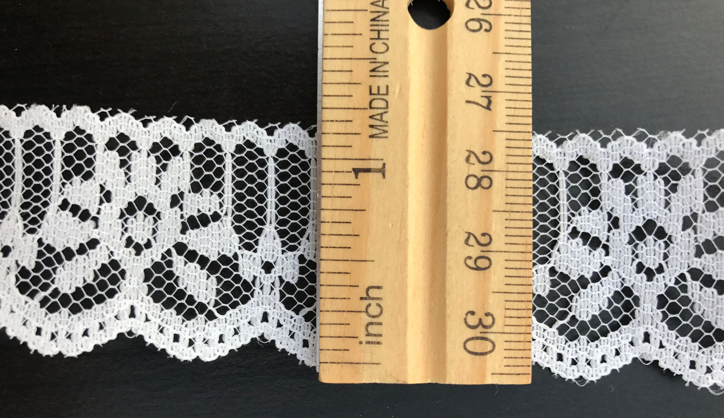 1" wide vintage white lace - by the yard