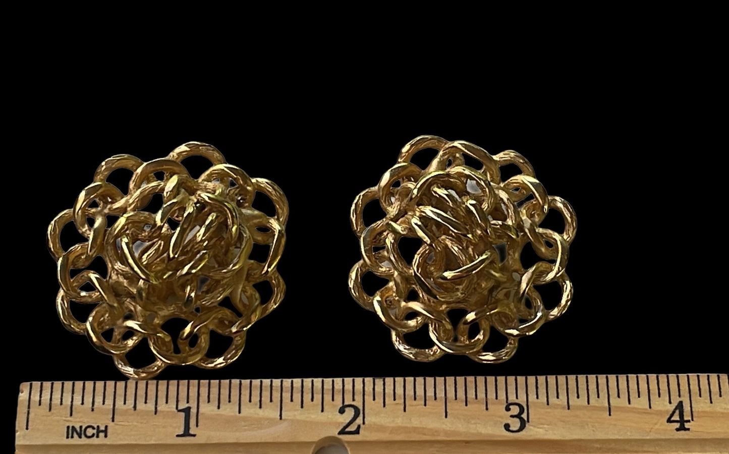 Vintage Fernando Originals FO Inc Gold Tone Clip On Earrings