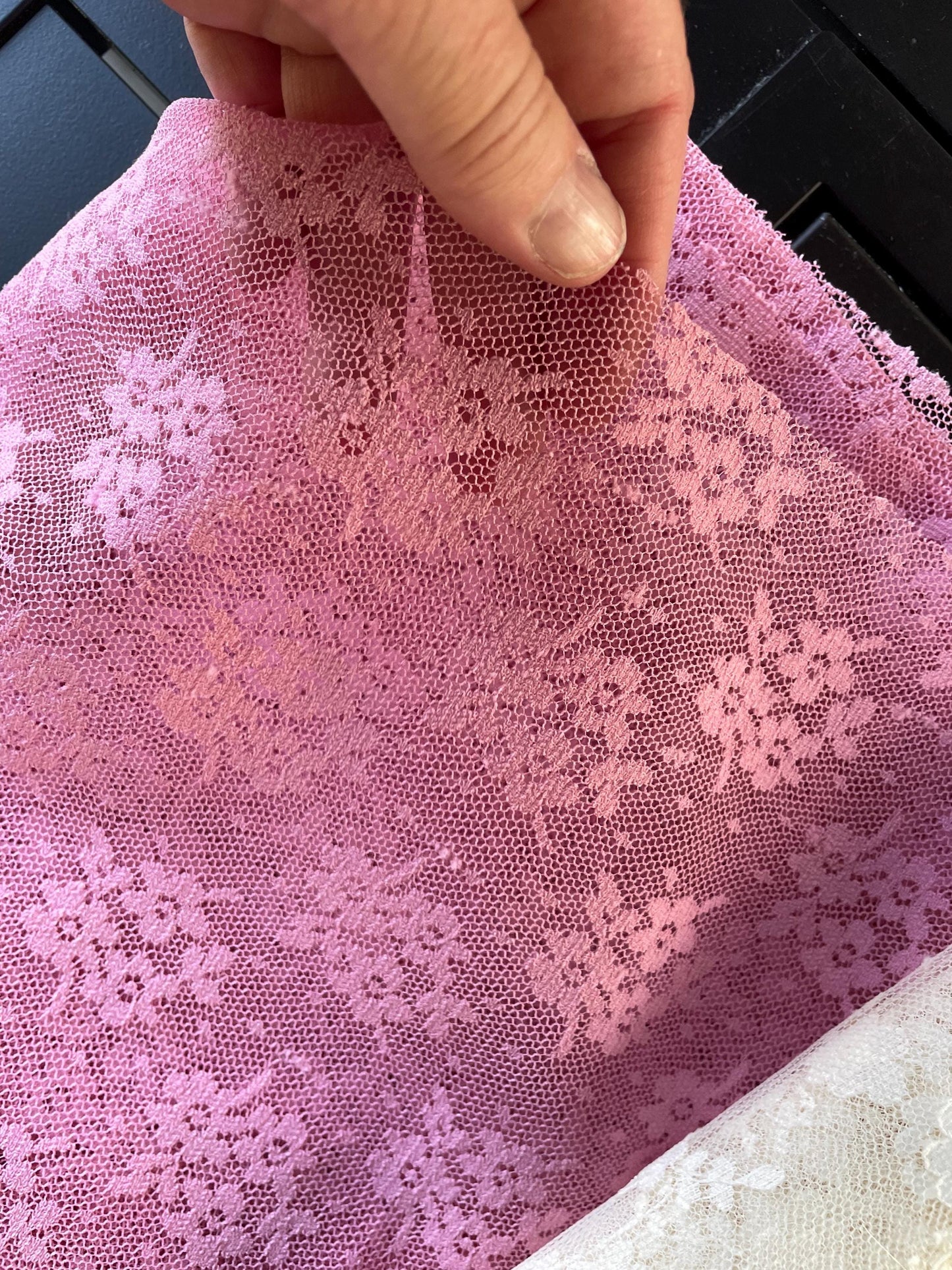 Beautiful vintage lace lots - choose from selection