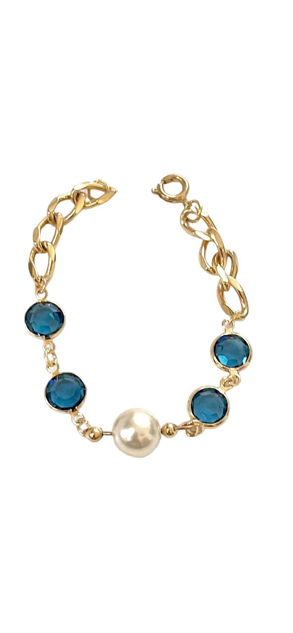 Blue crystal and faux pearl upcycled bracelet