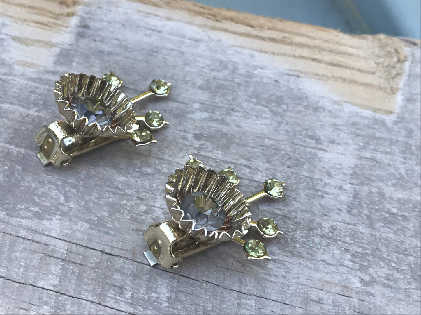 Unique and fun vintage floral rhinestone clip earrings