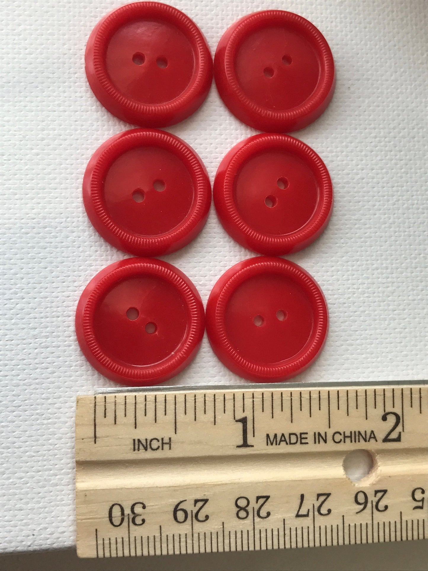 Lot of red vintage buttons - flat backs