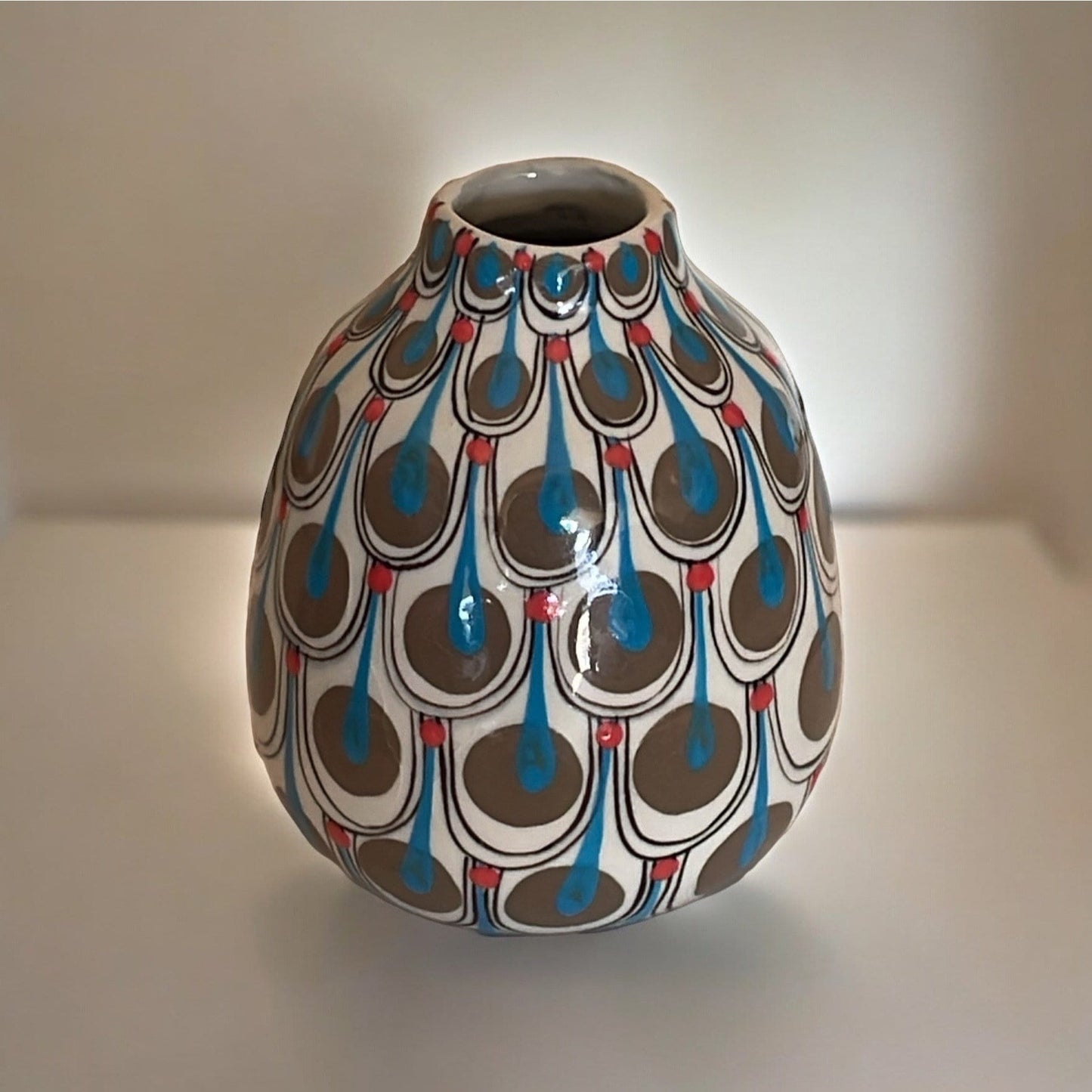 Stunning handcrafted Guatemalan vase - ceramic vintage brushstroke vase