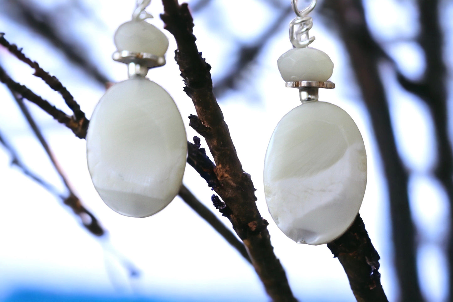 Mother of pearl oval drop dangle earrings