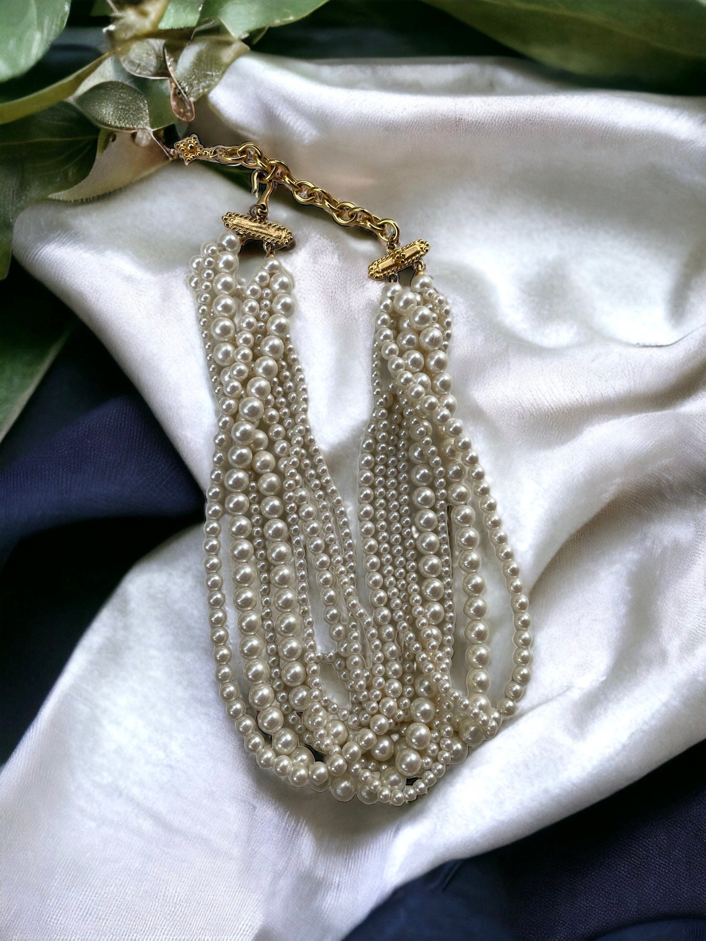 Stunning multi-stranded multi-sized all white faux pearl vintage necklace