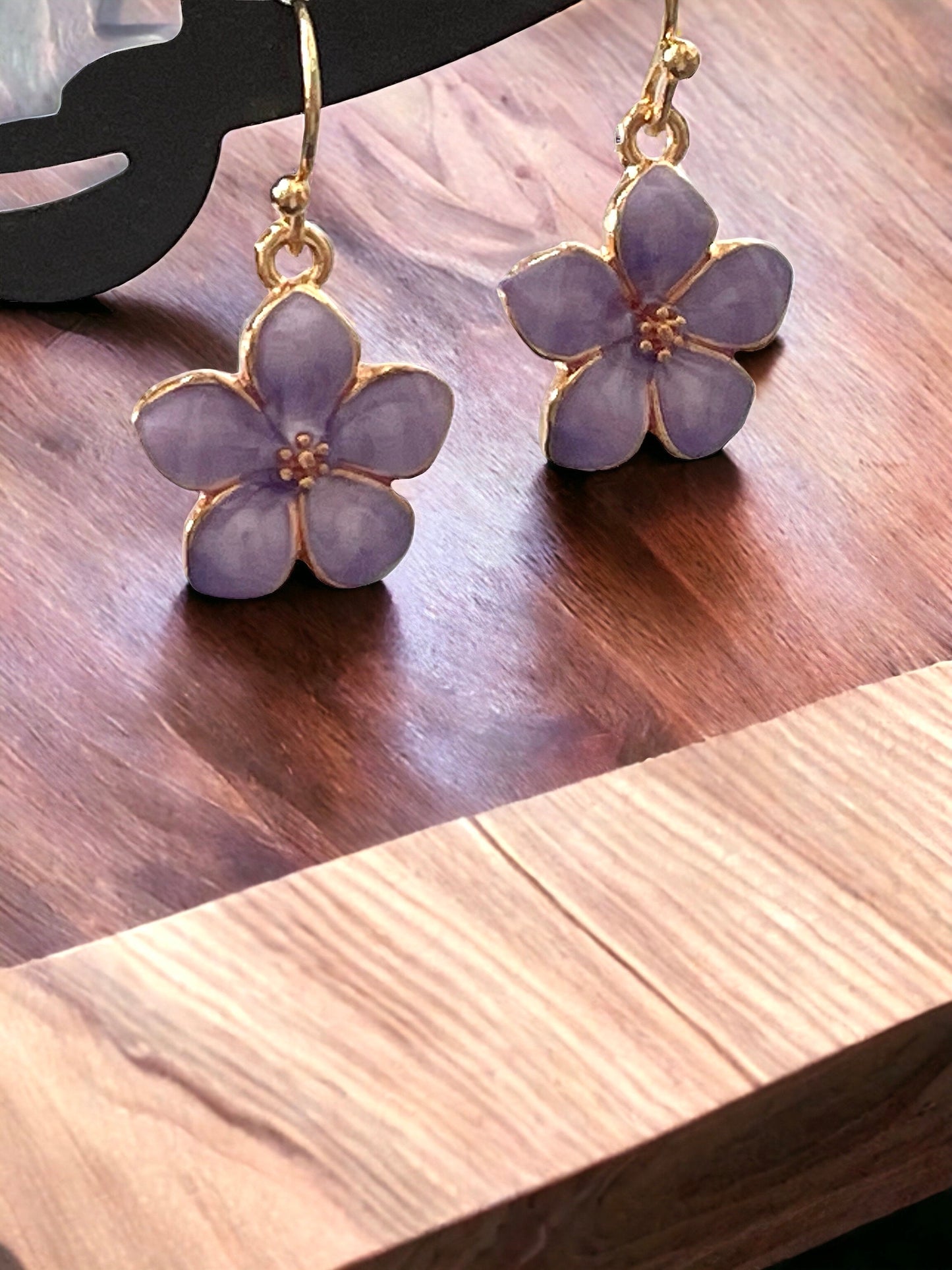 Stunning purple flower dangle earrings