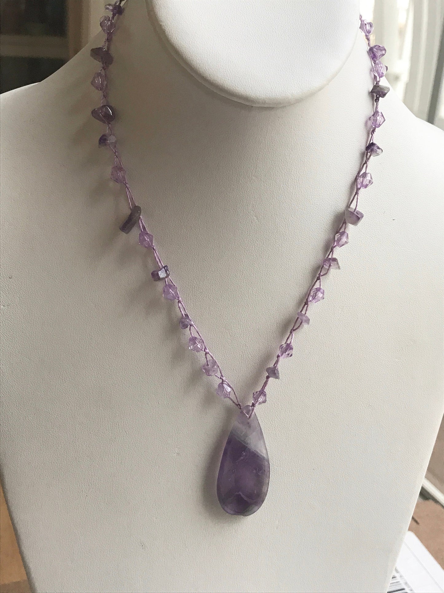 Stunning purple amethyst vintage necklace - lavender amethyst and gemstone chips