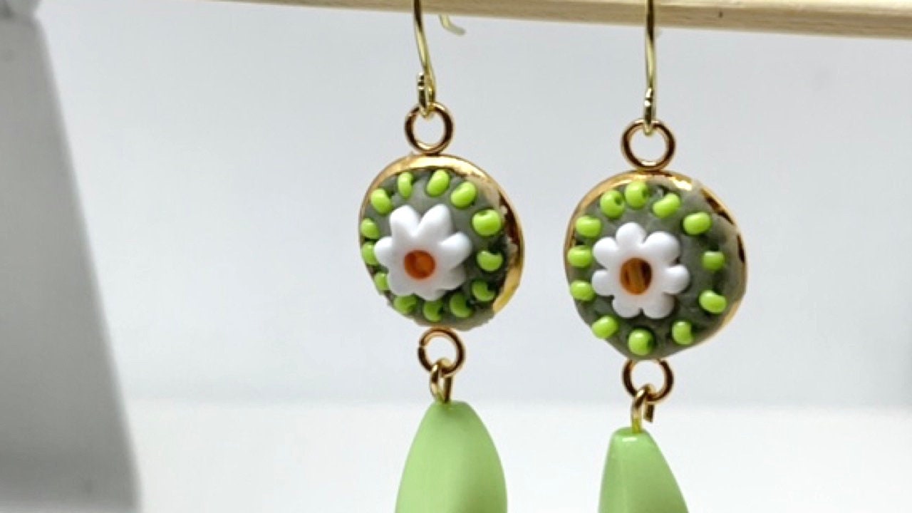 Mosaic inlaid glass daisies with green seed beads and dangle