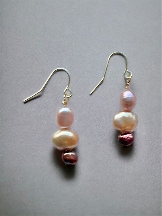 Handmade dangle earrings - with three colors of freshwater pearls - light pink, light cream and bronze