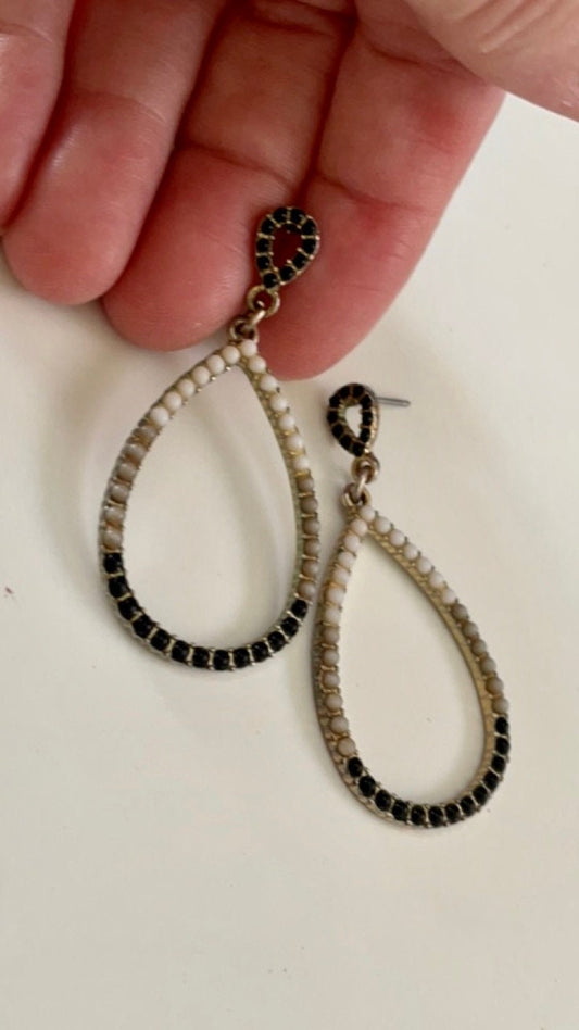 Gradient colored black to white tiny studded teardrop-shaped vintage dangle earrings