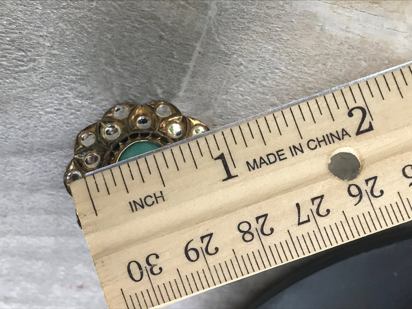 Stunning and unique vintage costume ring with rhinestones