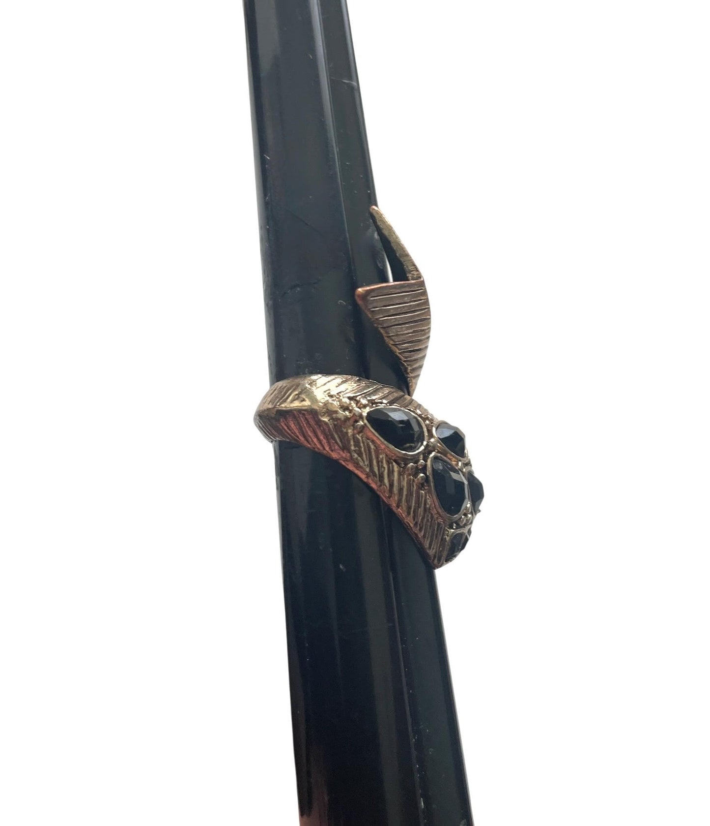 Vintage Gold Tone Wrap Ring Black Glass Stones – Adjustable Statement Ring, Bold Cocktail Ring, Retro Modernist Jewelry, Size 7.5