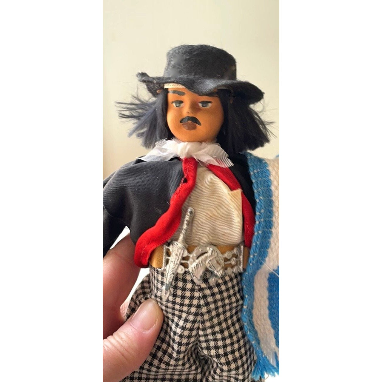 Vintage Mexican? male ollectible art doll figurine with hat