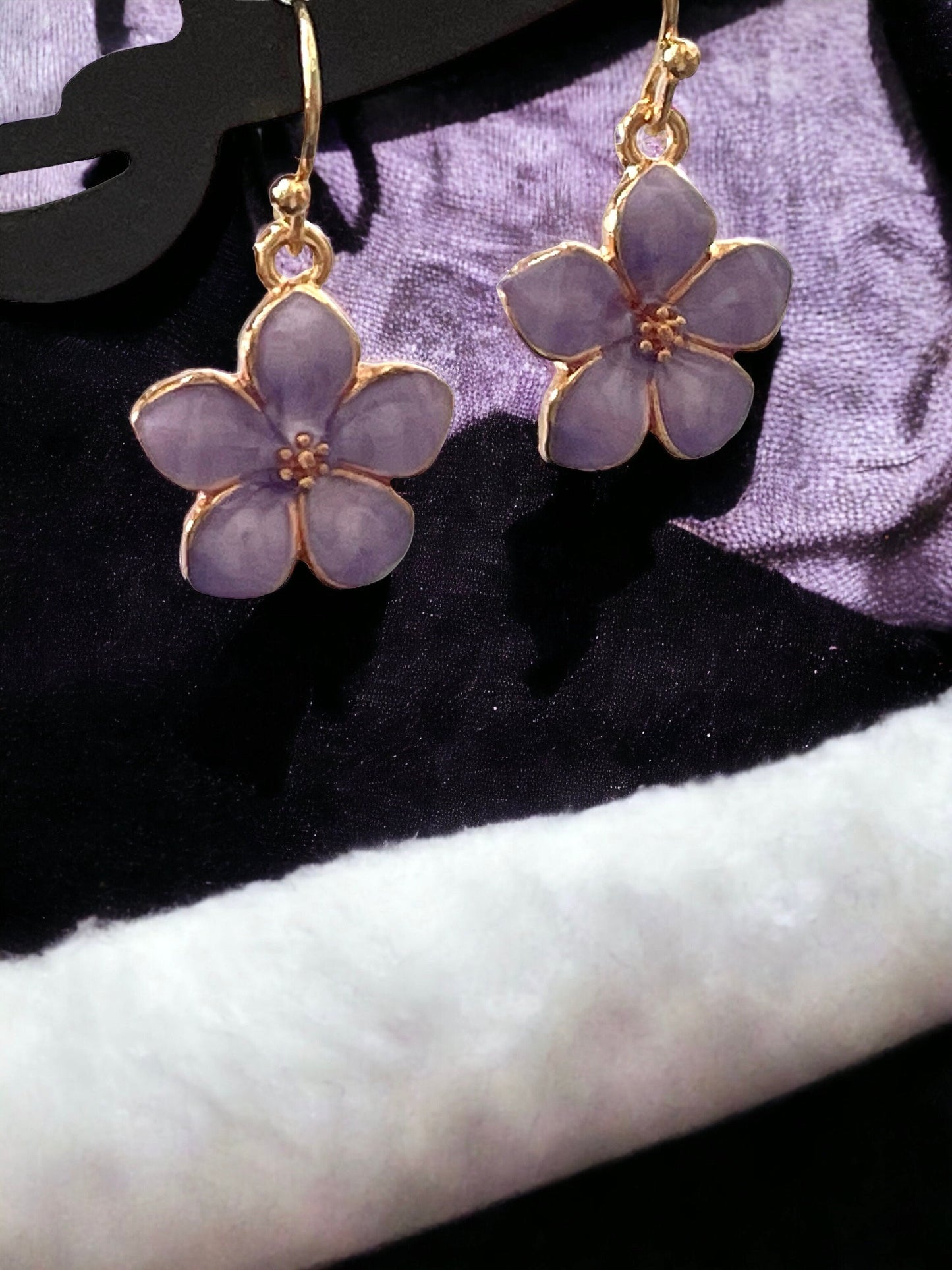 Stunning purple flower dangle earrings