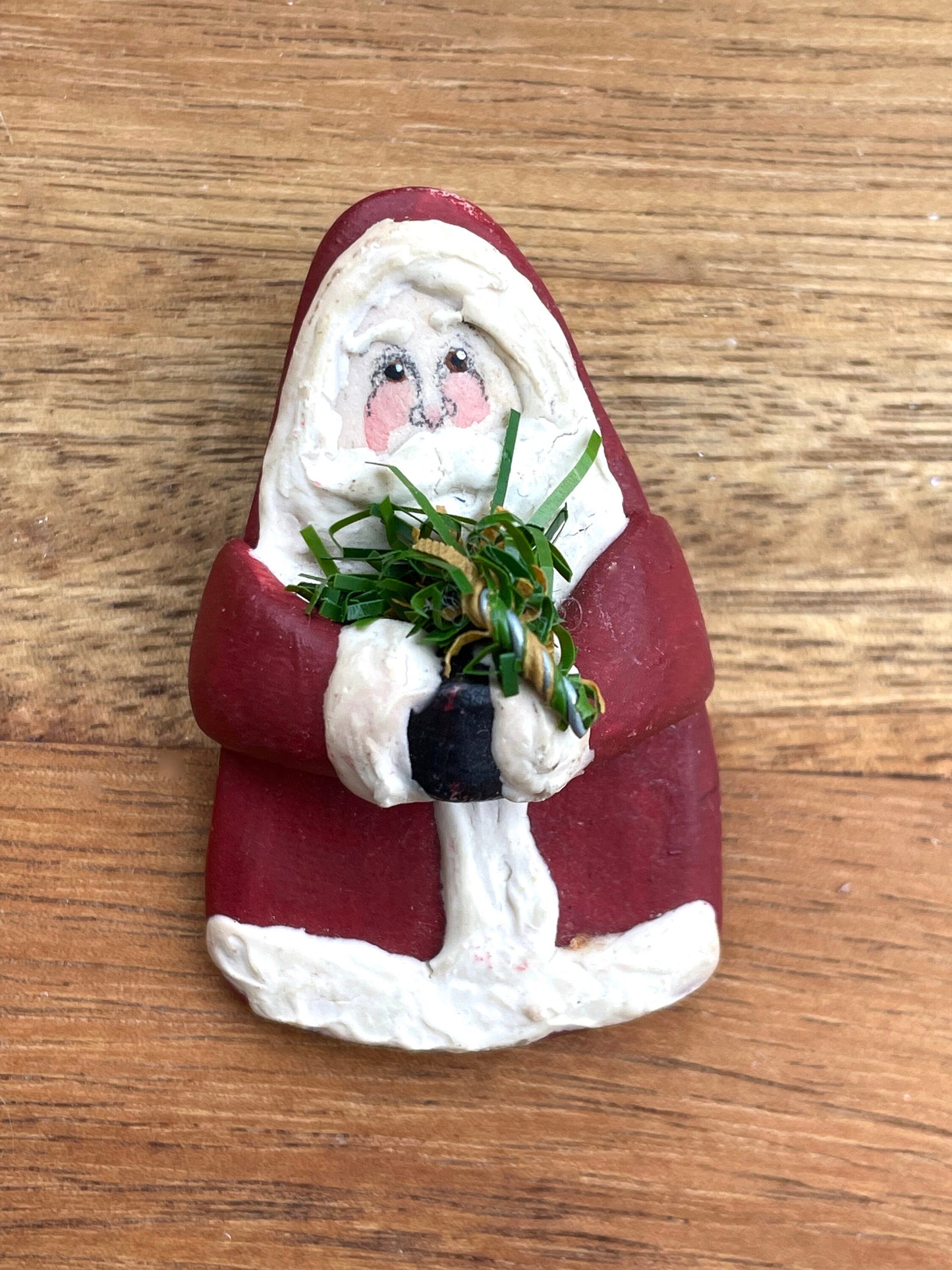 Vintage Santa Claus Christmas pin - handmade out of clay/paint - artist signed