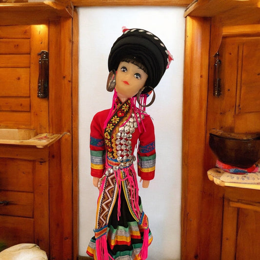 Vintage collectible handmade stunning traditional Chinese? doll figurine