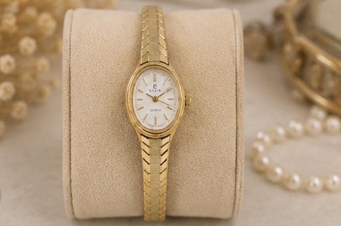 Vintage Elgin Ladies Quartz Watch Gold Tone Bracelet Watch Petite Dress Watch - Not Running As-Is