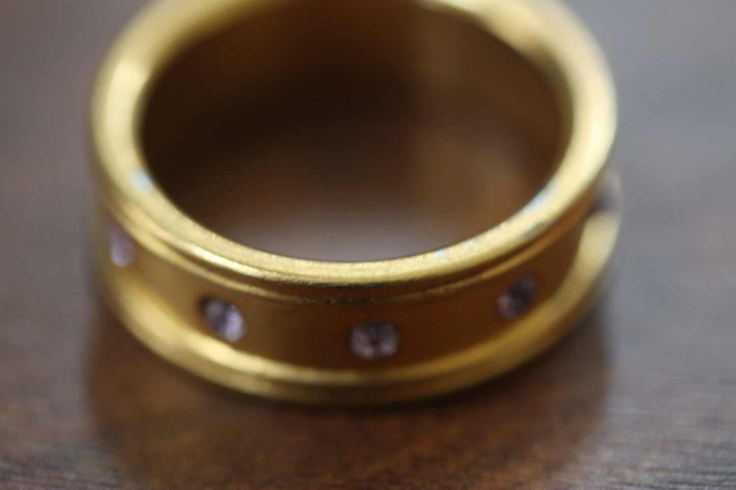 Stunning vintage costume ring