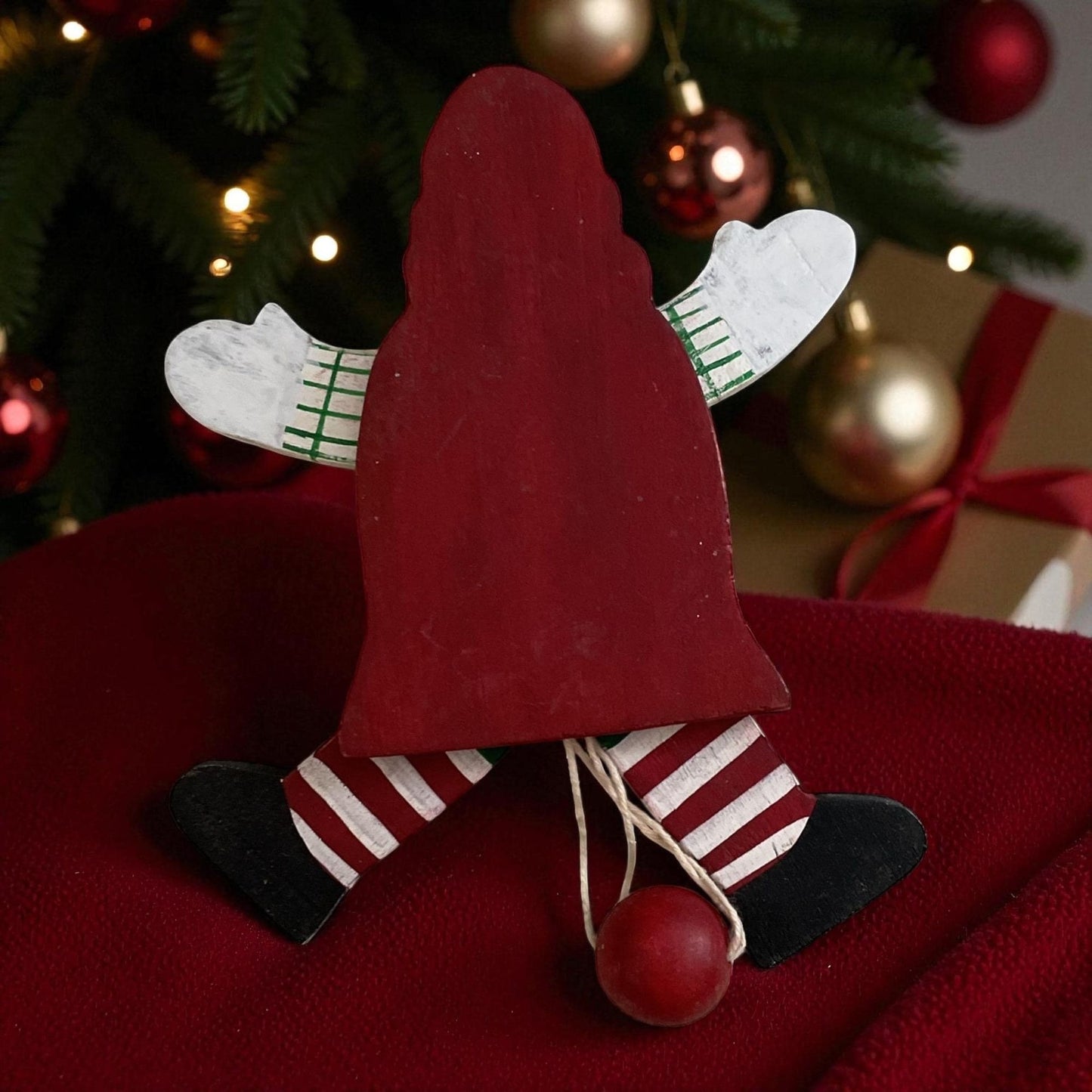 Vintage Silvestri Santa Pull Toy Ornament – Retro Christmas Collectible